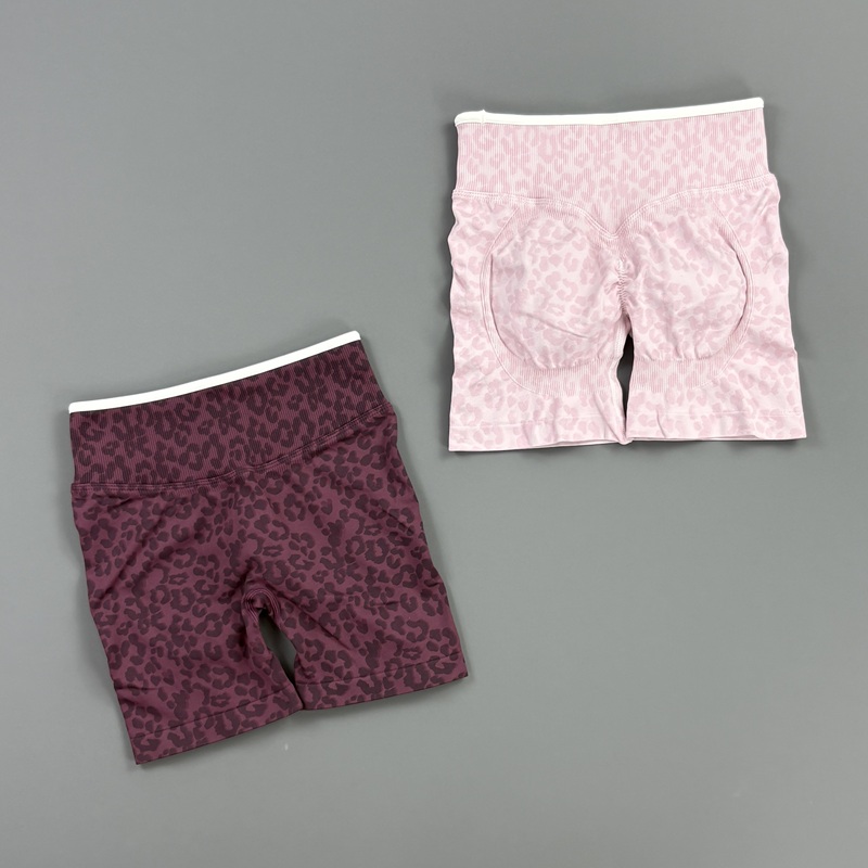 HISTELLO Gym Shorts Leopard Pr - огляд і ціна Pilate Yoga Workout